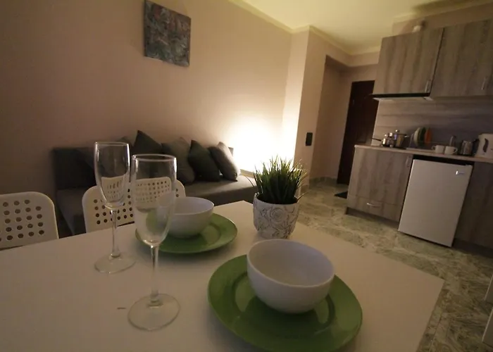 Apartments Primorsko פרימורסקו