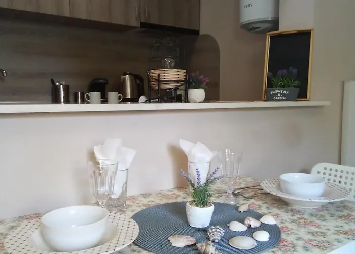 Apartments Primorsko פרימורסקו