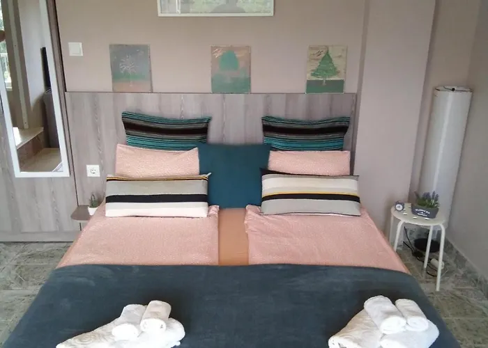 Apartments Primorsko דירה *